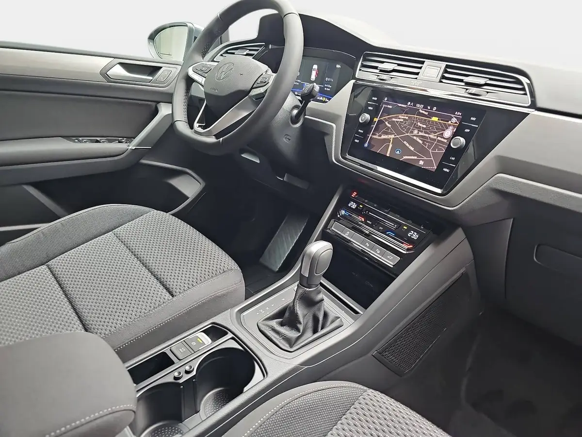 VW TOURAN 1.5 TSI DSG COMFORTLINE NAVI LED ACC 7-S AHK LM