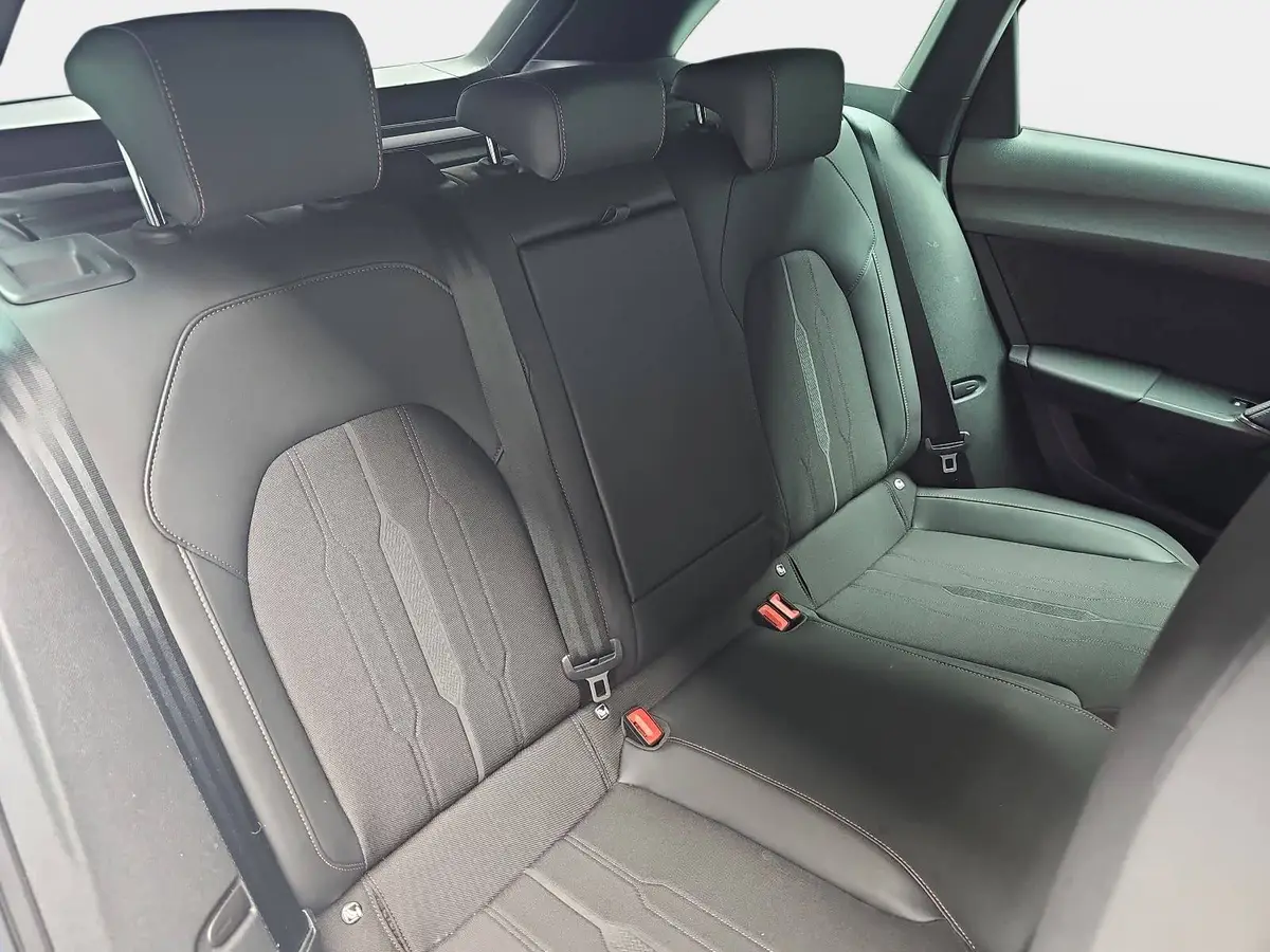 CUPRA LEON ST 1.4 E-HYBRID DSG NAVI MARIX KAMERA