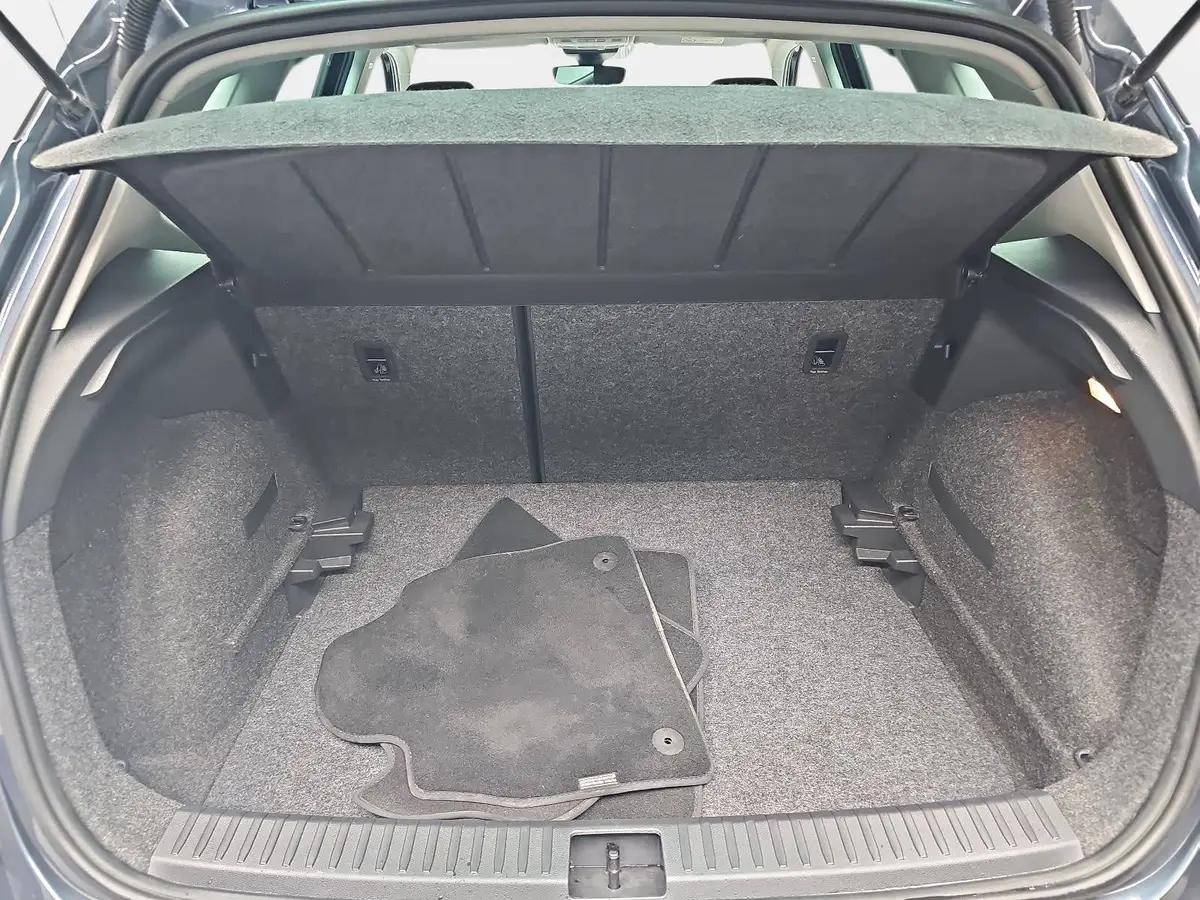 SEAT ARONA 1.0 TSI STYLE LED GRA KAMERA