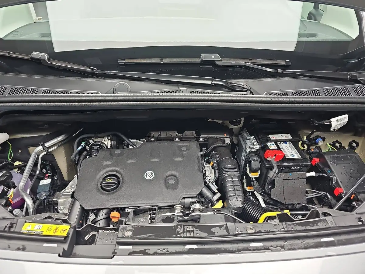 PEUGEOT RIFTER BLUEHDI 130 CV EAT8 GT L2 7-S NAVI LED AHK LM