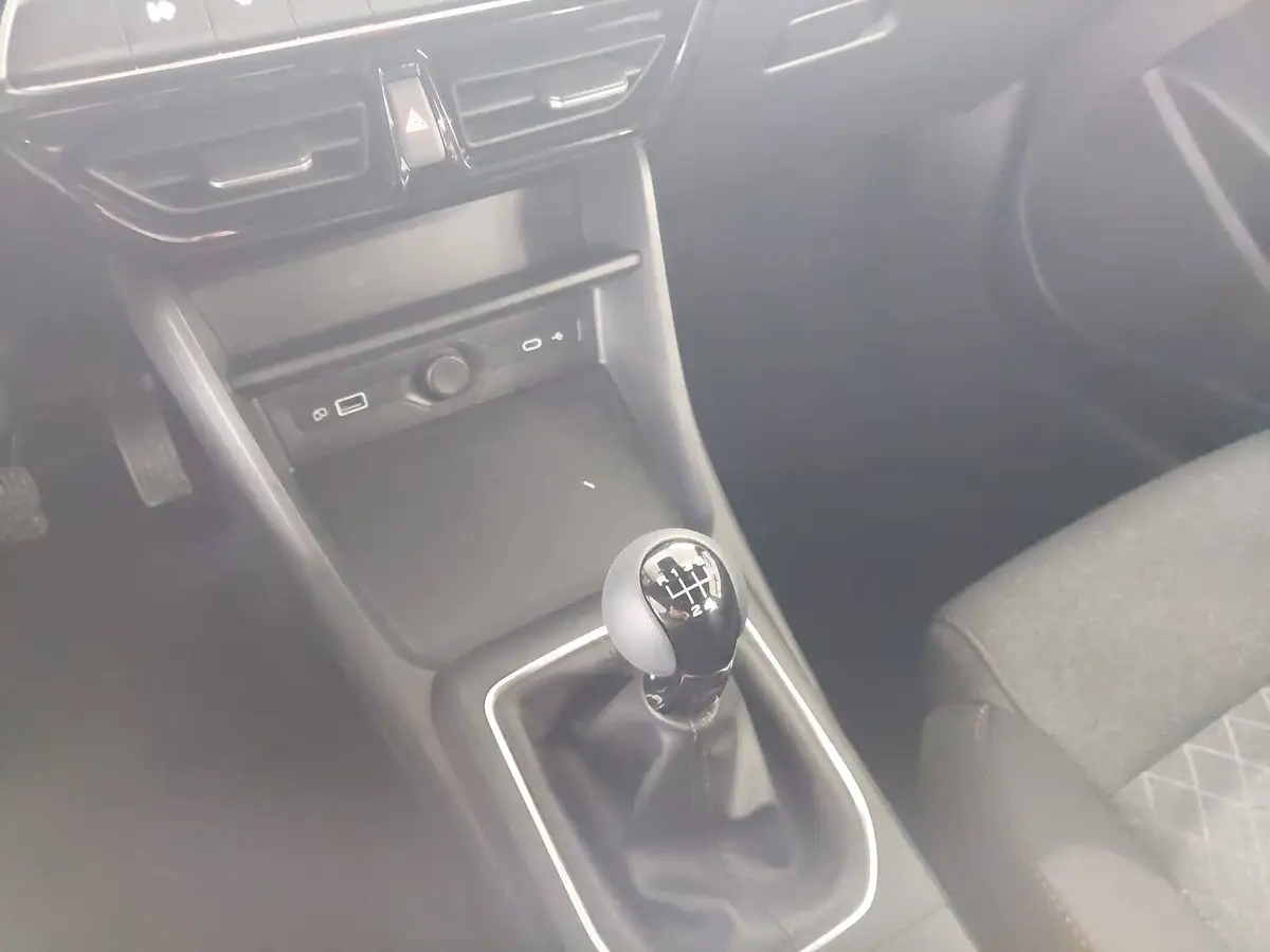 MG MG3 1.5 5MT STANDARD