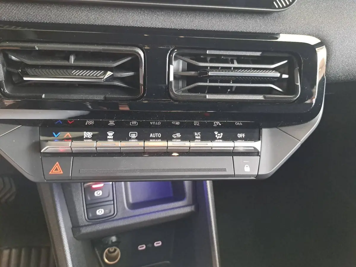 NISSAN MICRA EV 40 KWH ADVANCE WINTER 2-FARBEN