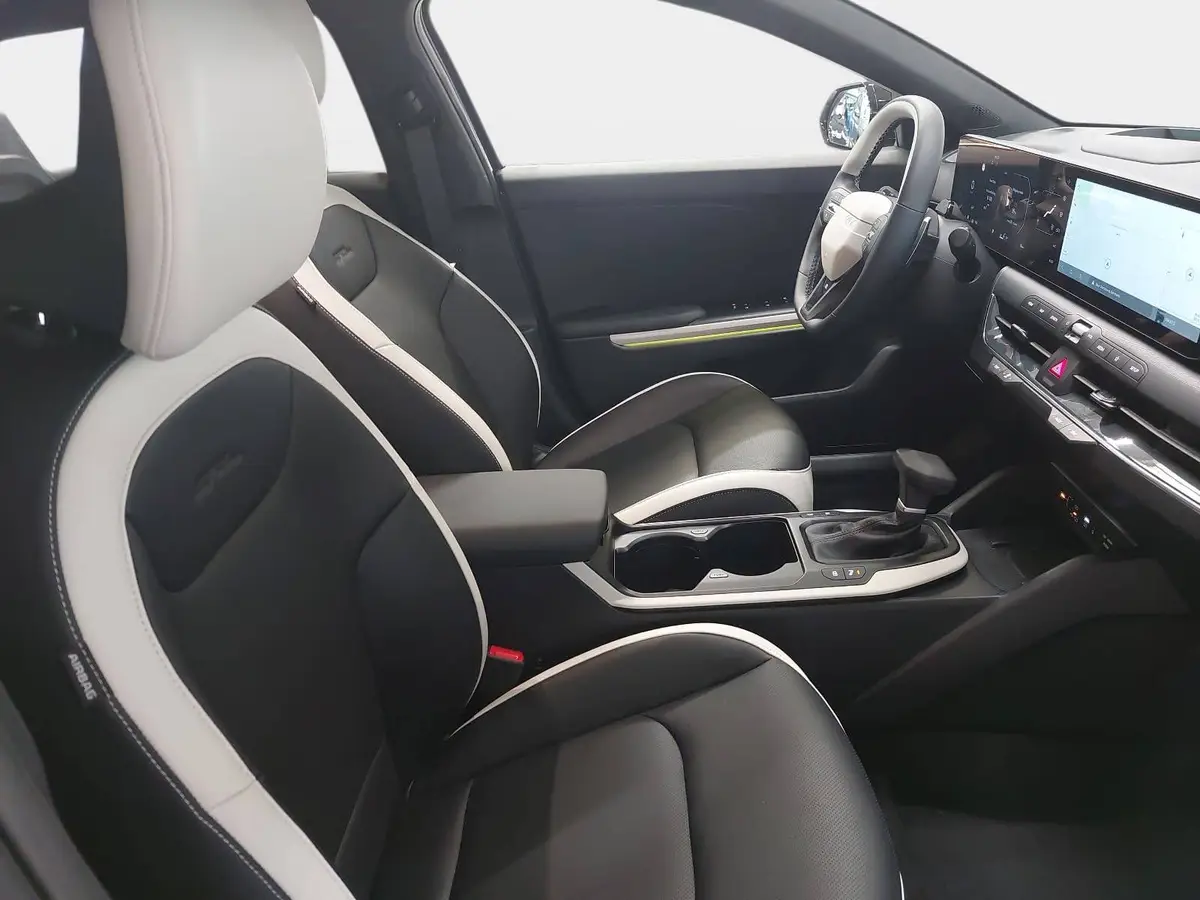 KIA K4 1.6 T-GDI 150 PS DCT7 GT-LINE MJ26 DRIVEWISE-PARK-PRO SITZ SOUND