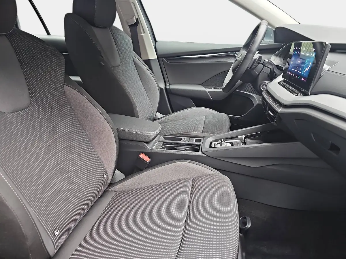 SKODA OCTAVIA COMBI 1.5 TSI DSG SELECTION LED AUDIO WINTER EL.HECKKL. 