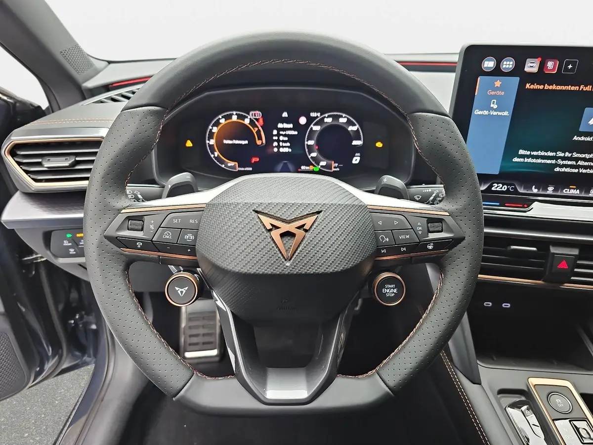 CUPRA LEON ST 1.5 ETSI DSG NAVI LED KLIMAAUTO ACC FULL-LINK KAME