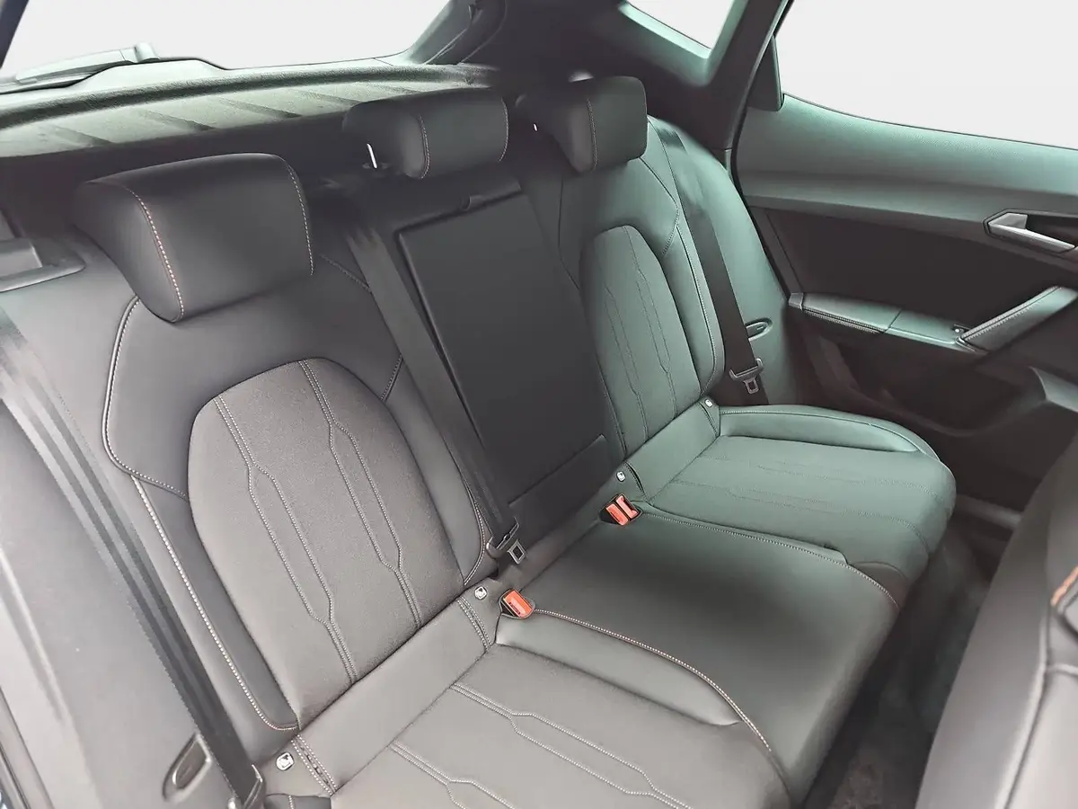 CUPRA FORMENTOR 1.5 E-HYBRID PHEV DSG LED-HD KLIMAAUTO AUDIO MIRRO