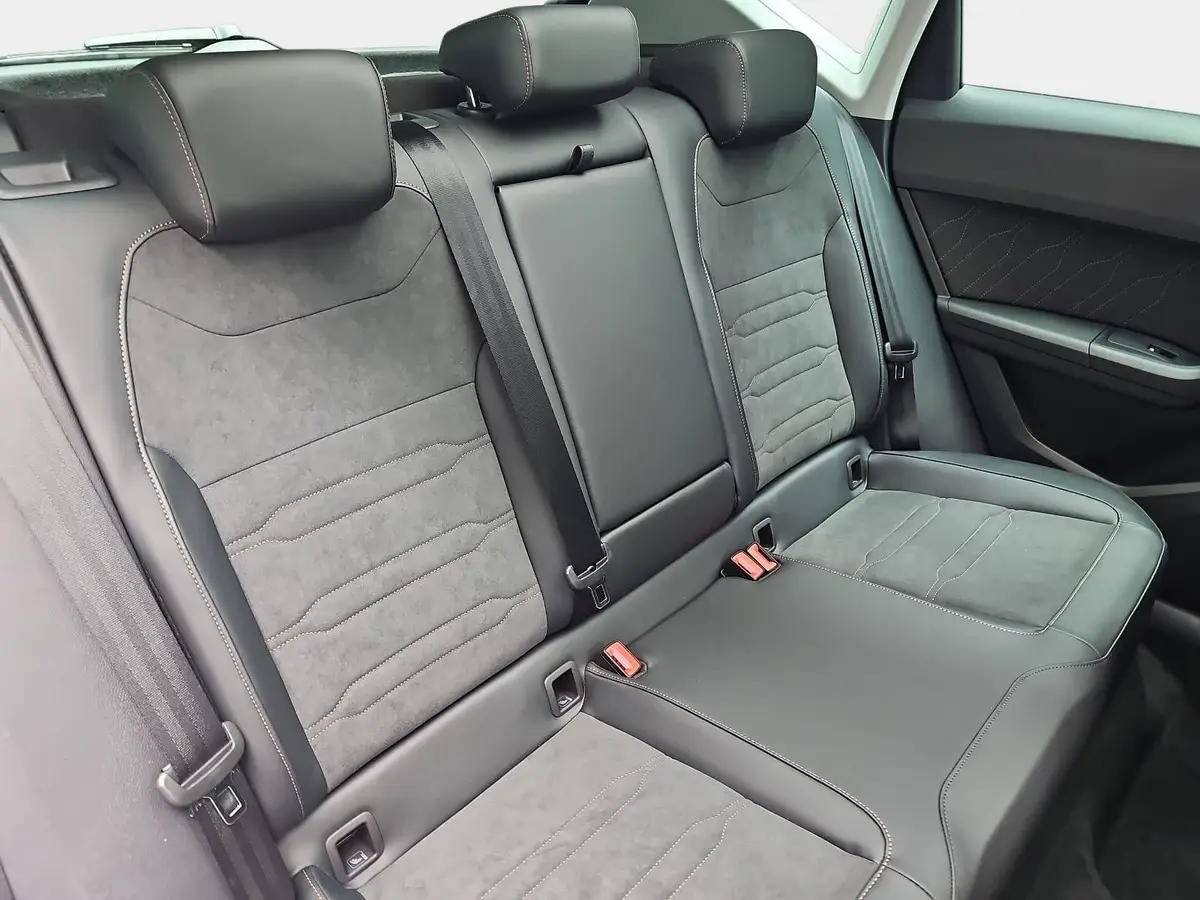 CUPRA ATECA 1.5 TSI DSG NAVI LED PANO P-ASSIST MEMORY KAMERA 