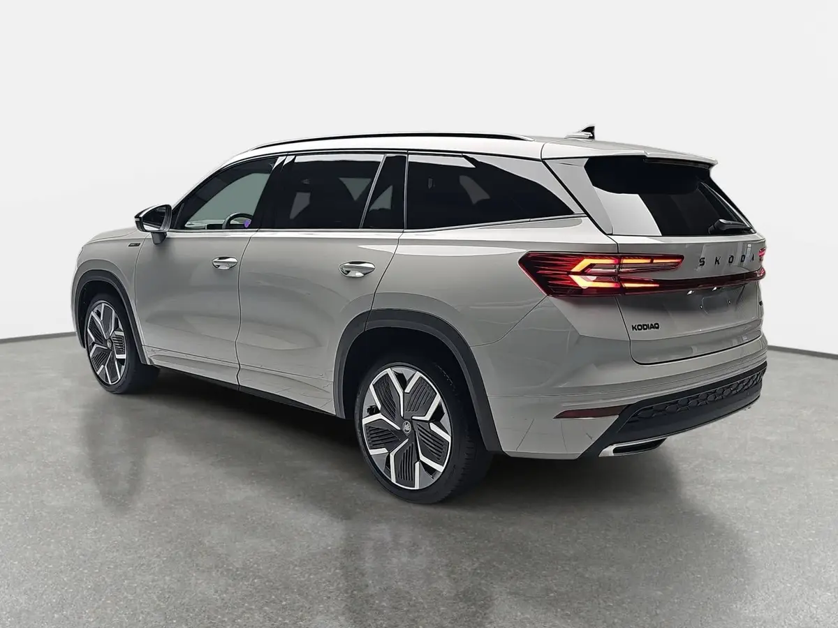 SKODA KODIAQ 2.0 TSI DSG SPORTLINE 4X4 NAVI LED