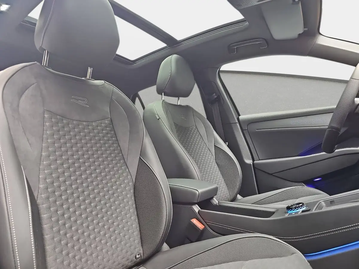VW T-ROC 1.5 ETSI DSG R-LINE MATRIX PANO LM20