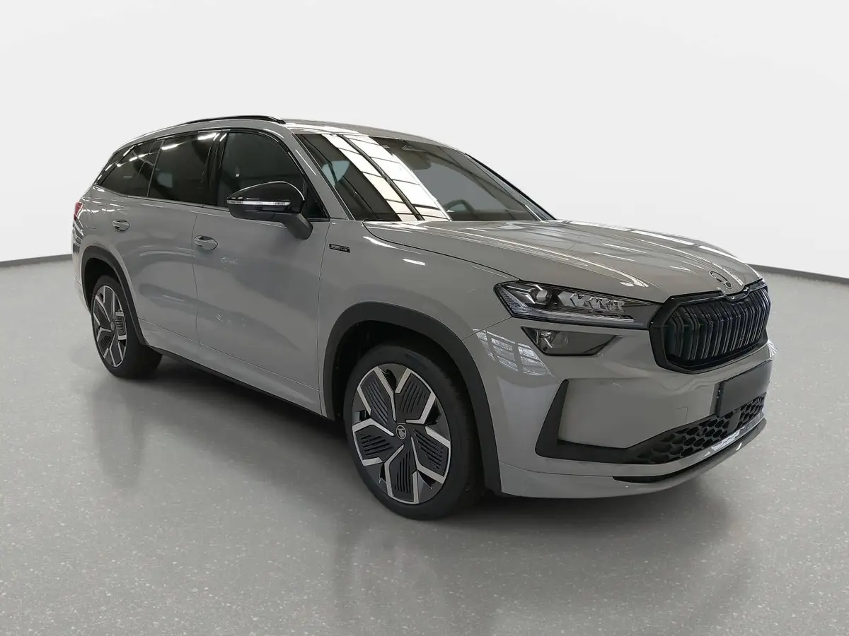 SKODA KODIAQ 1.5 TSI DSG SPORTLINE NAVI LED ACC PANO WINTER AHK