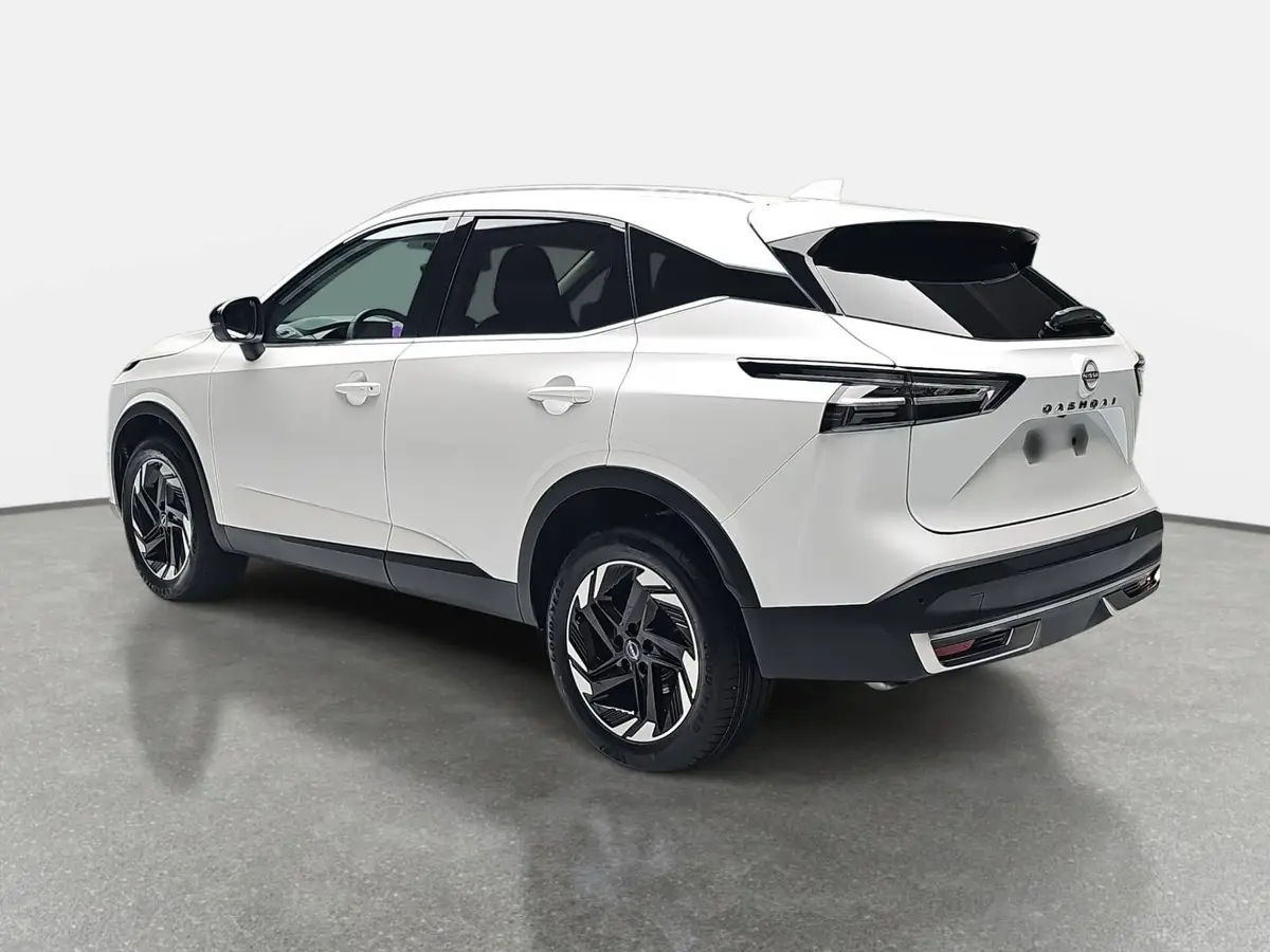 NISSAN QASHQAI 1.3 DIG-T XTRONIC N-CONNECTA PANO WINTER