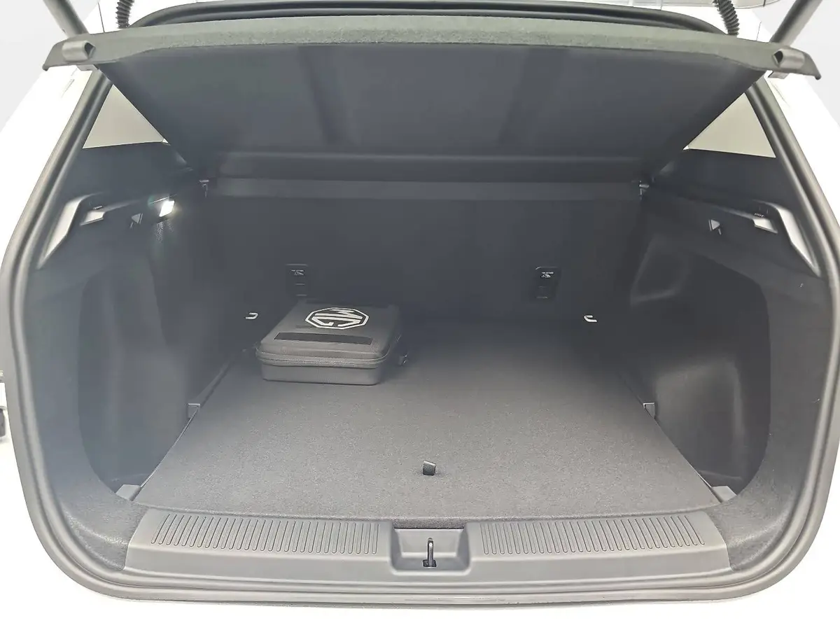 MG S5 EV 64 KWH MY25 LUXURY