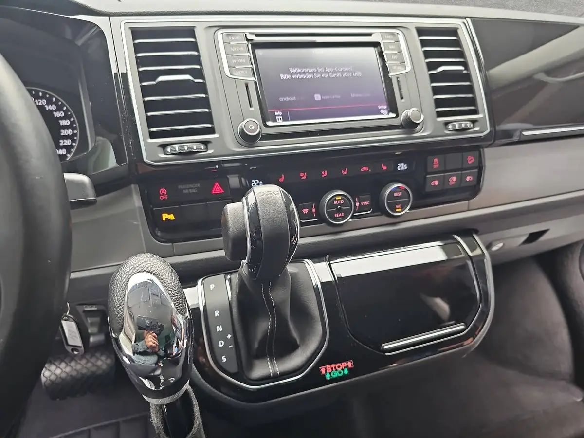 VW T6 MULTIVAN TDI DSG 4M BEHINDERTENUMBAU