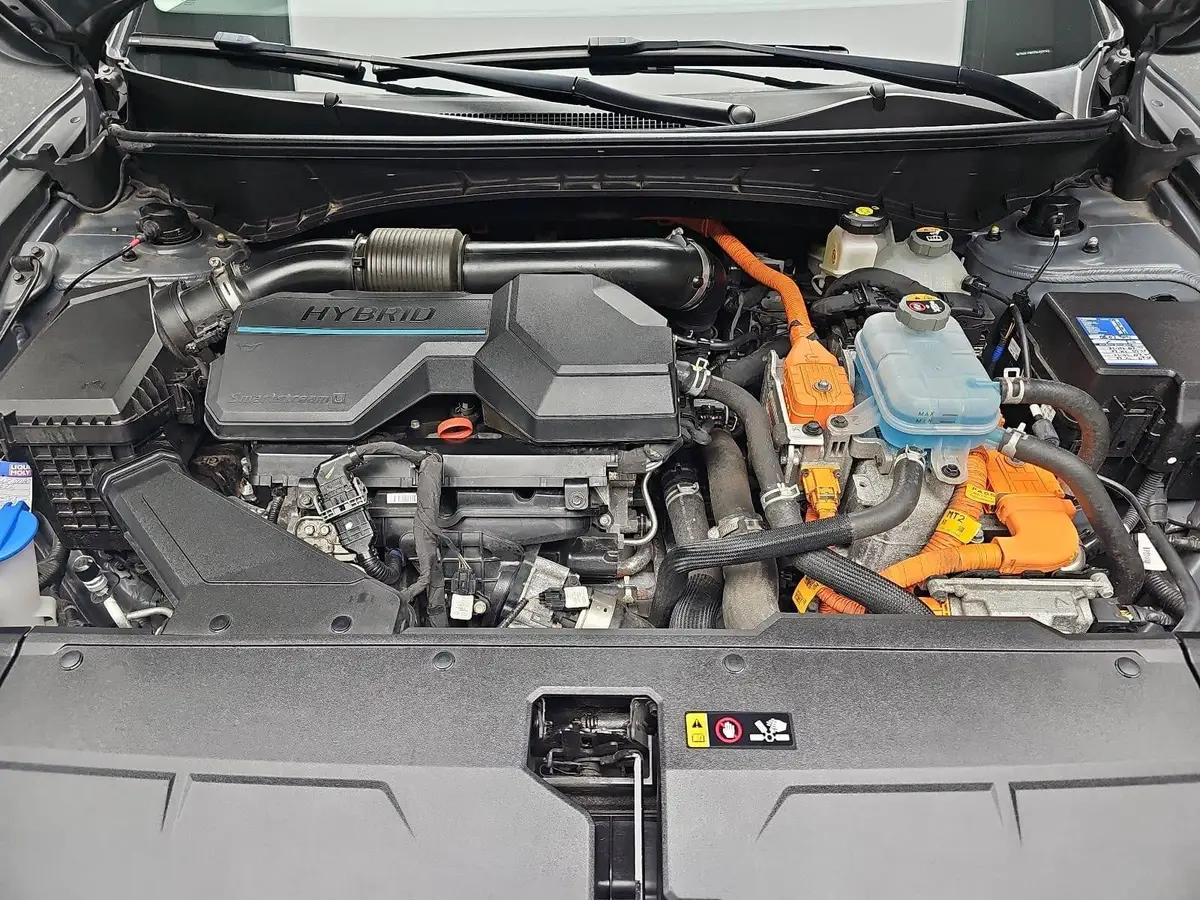 HYUNDAI TUCSON 1.6 T-GDI PHEV TREND 4WD ACC LM19