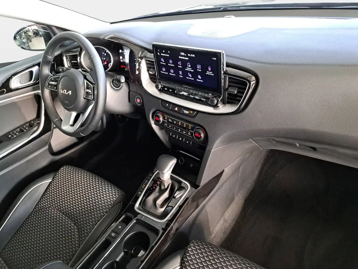 KIA XCEED 1.6 T-GDI 150 DCT SPIRIT MJ26 XCLUSIVE