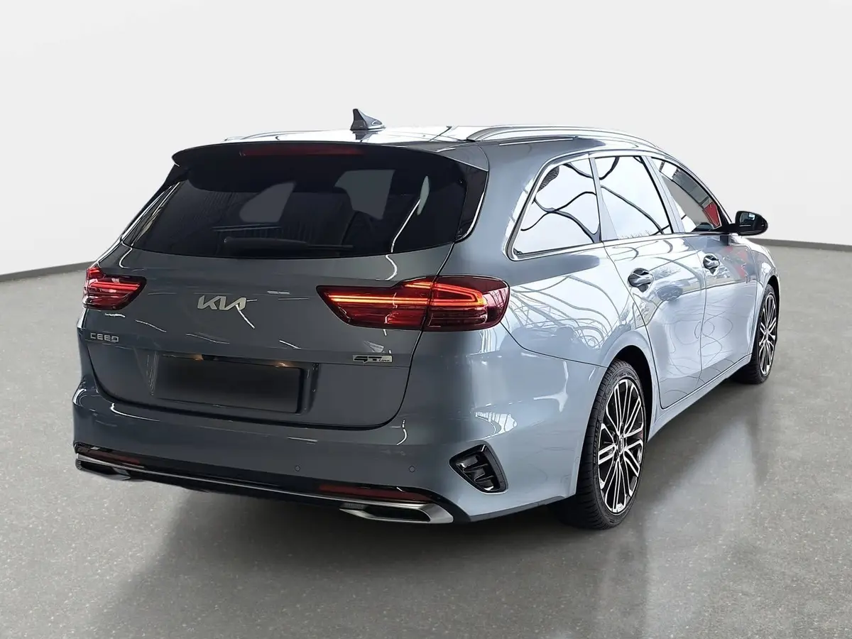 KIA CEED SW 1.5 T-GDI DCT7 GT-LINE TECHNOLOGIE LEDER PERFORMANCE