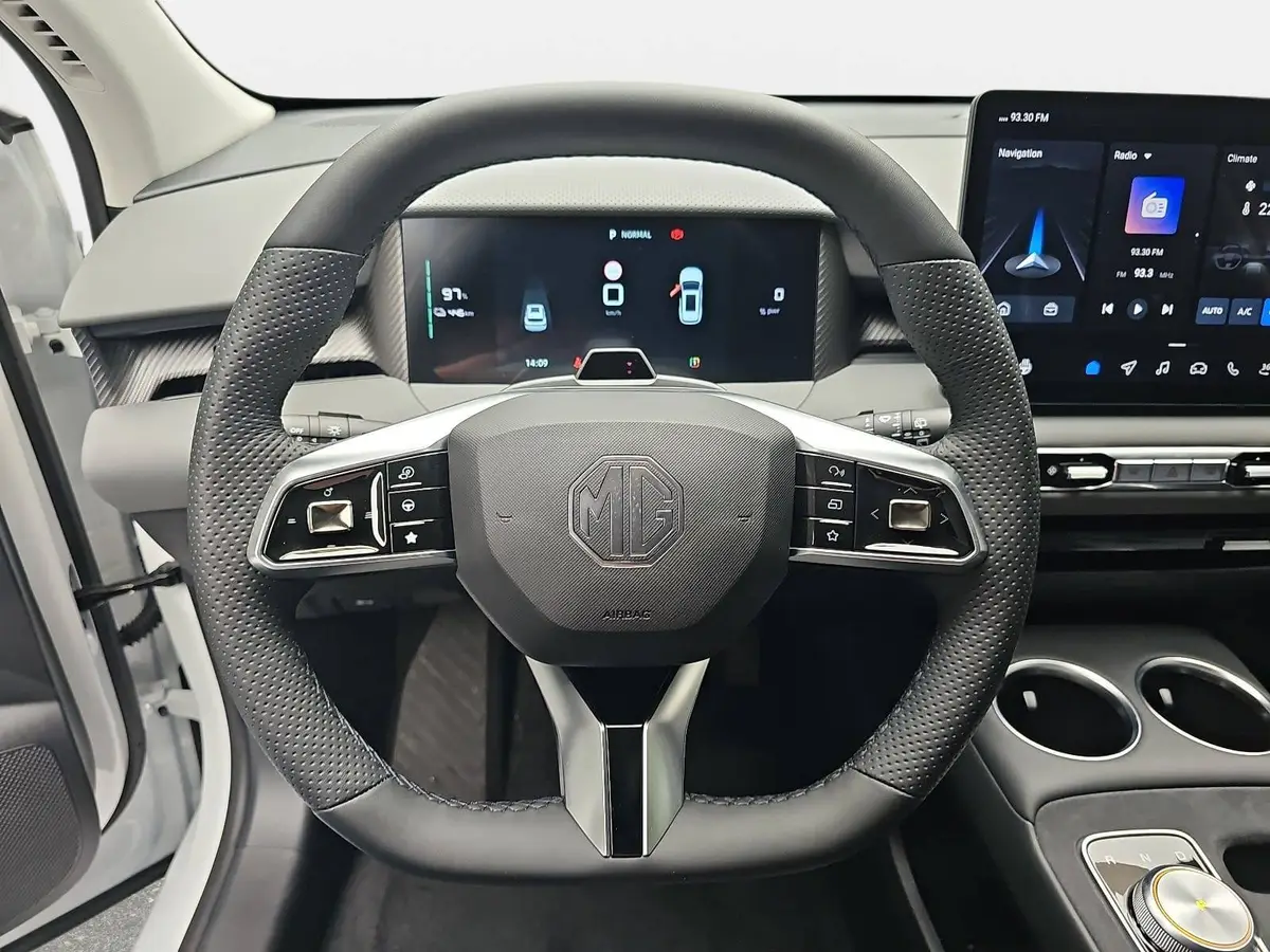 MG S5 EV 64 KWH MY25 LUXURY