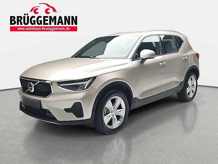 VOLVO XC40 T2 2WD AUTO. CORE NAVI LED EL.HECKKL. PDC KAMERA L