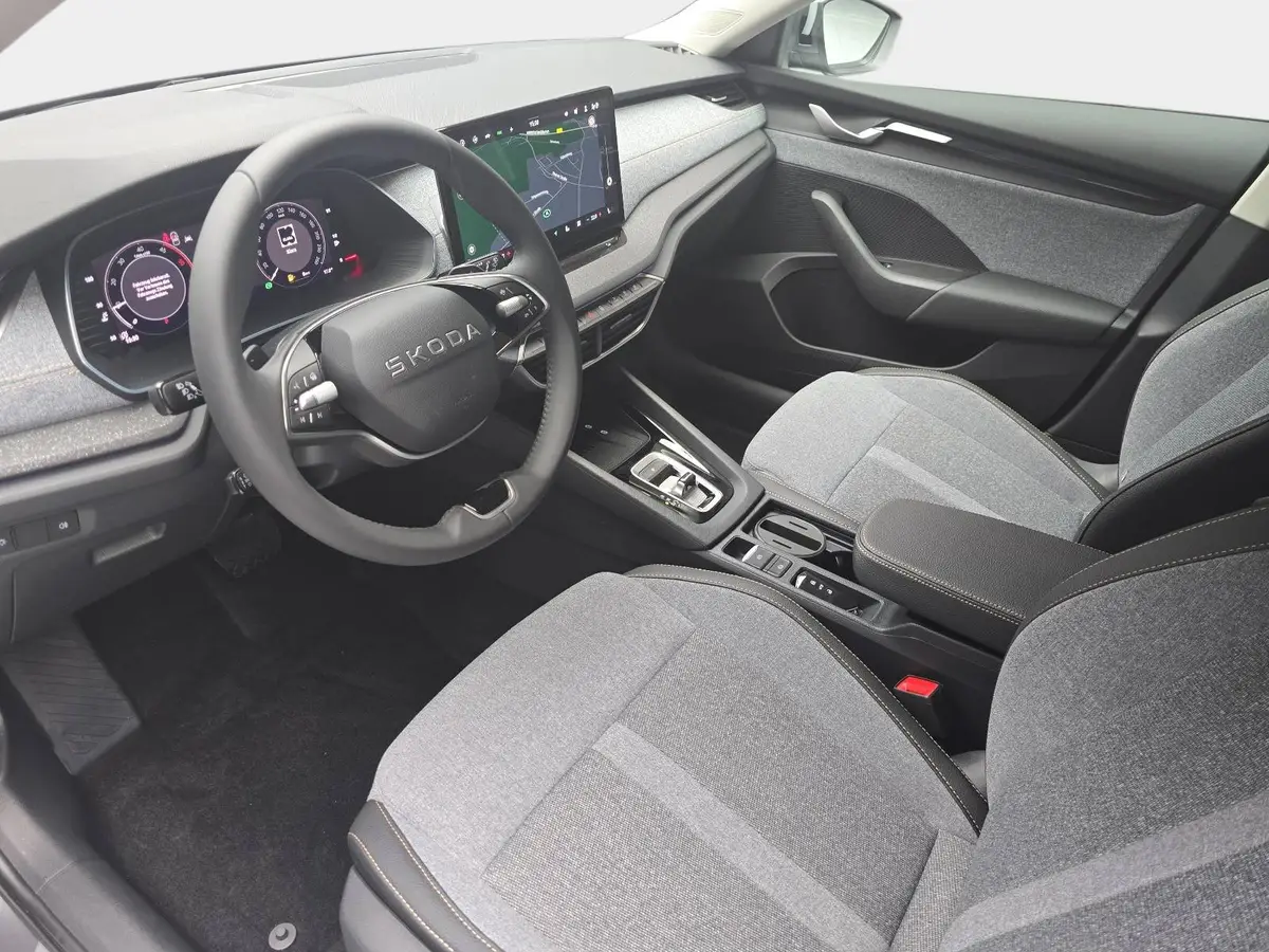 SKODA OCTAVIA COMBI 2.0 TDI DSG SELECTION NAVI LED ACC WINTER KAMERA A