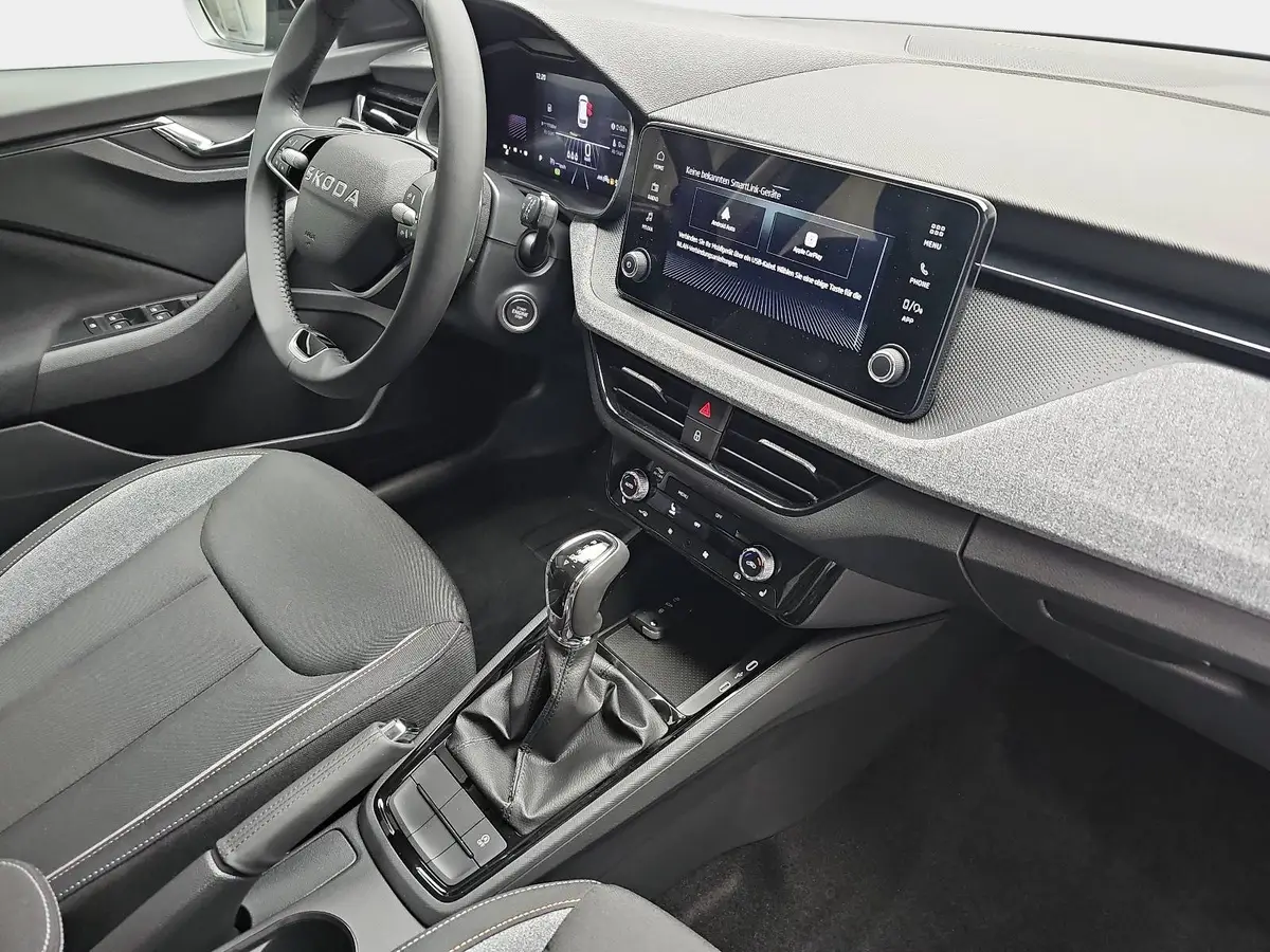 SKODA KAMIQ 1.0 TSI DSG 130 JAHRE LED KLIMAUTO WINTER SICHT KA