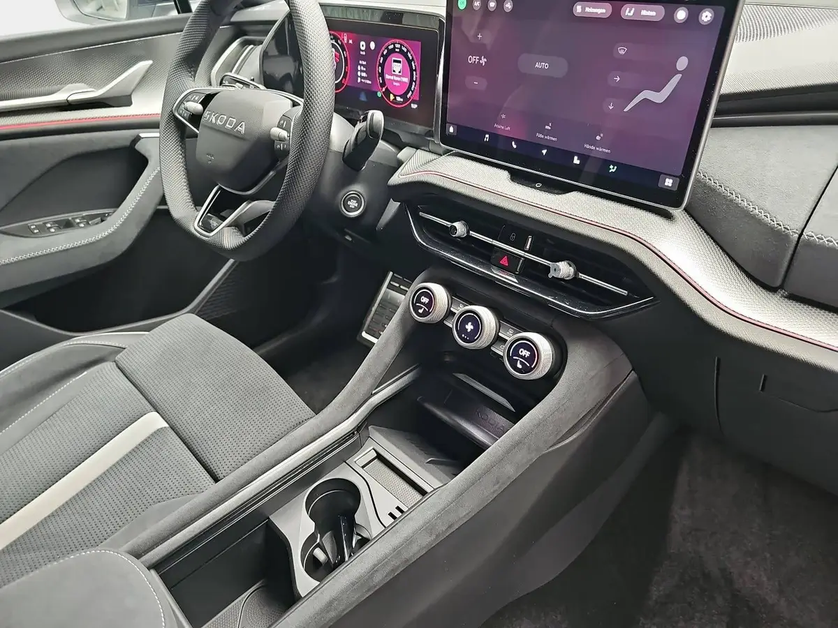 SKODA KODIAQ 2.0 TSI DSG SPORTLINE 4X4 NAVI LED