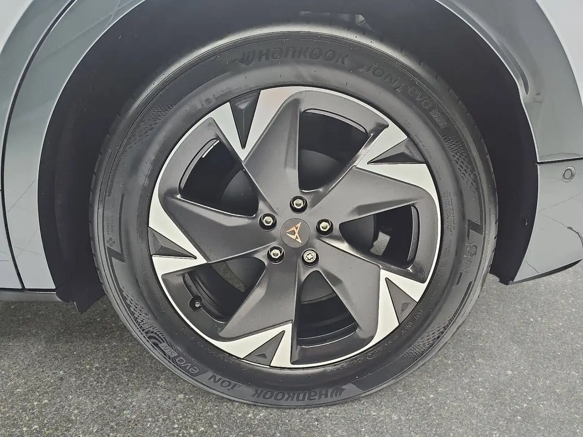 CUPRA TAVASCAN ENDURANCE (77 KWH) NAVI ACC
