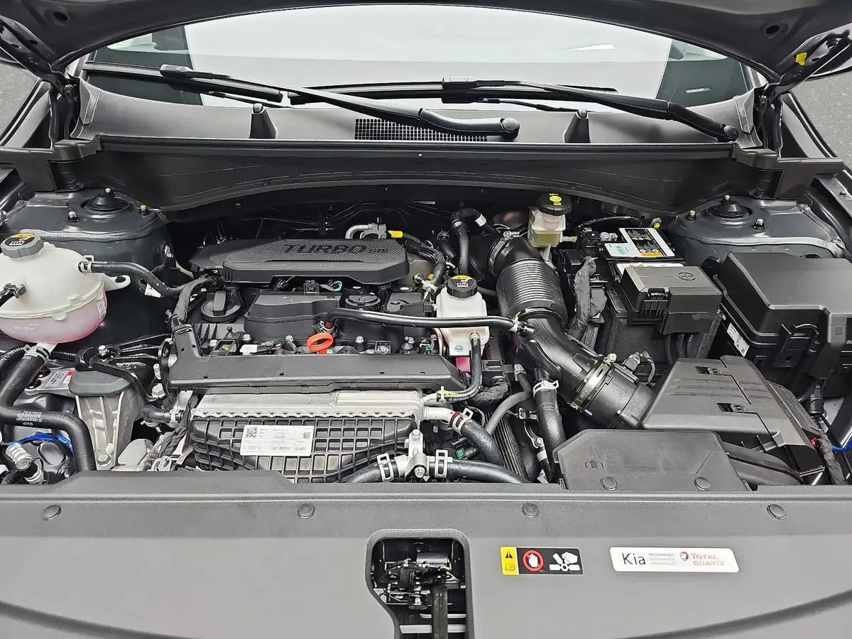 KIA SPORTAGE 1.6 T-GDI 150 2WD DCT SPIRIT MJ26 GLASDACH DRIVEWISE SOUND