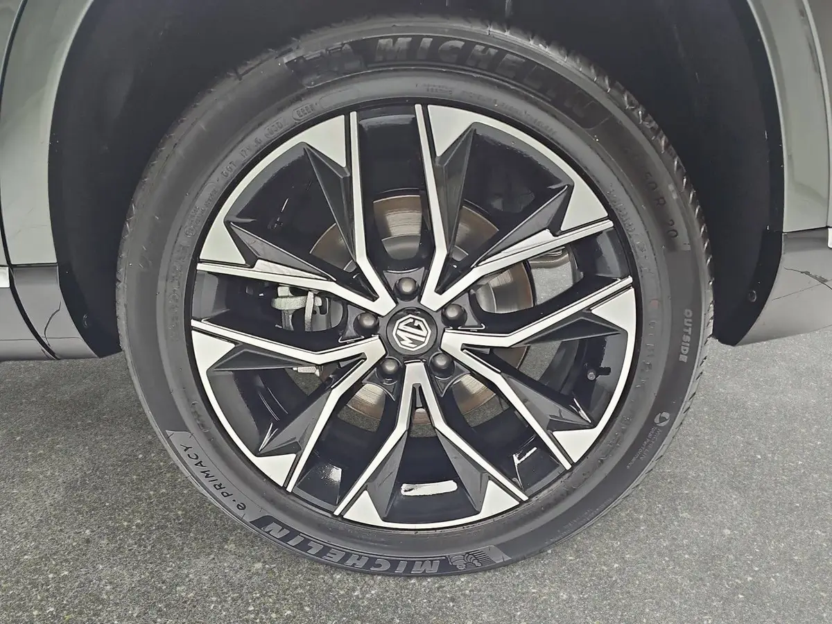 MG S9 PLUG-IN-HYBRID MY26 PREMIUM