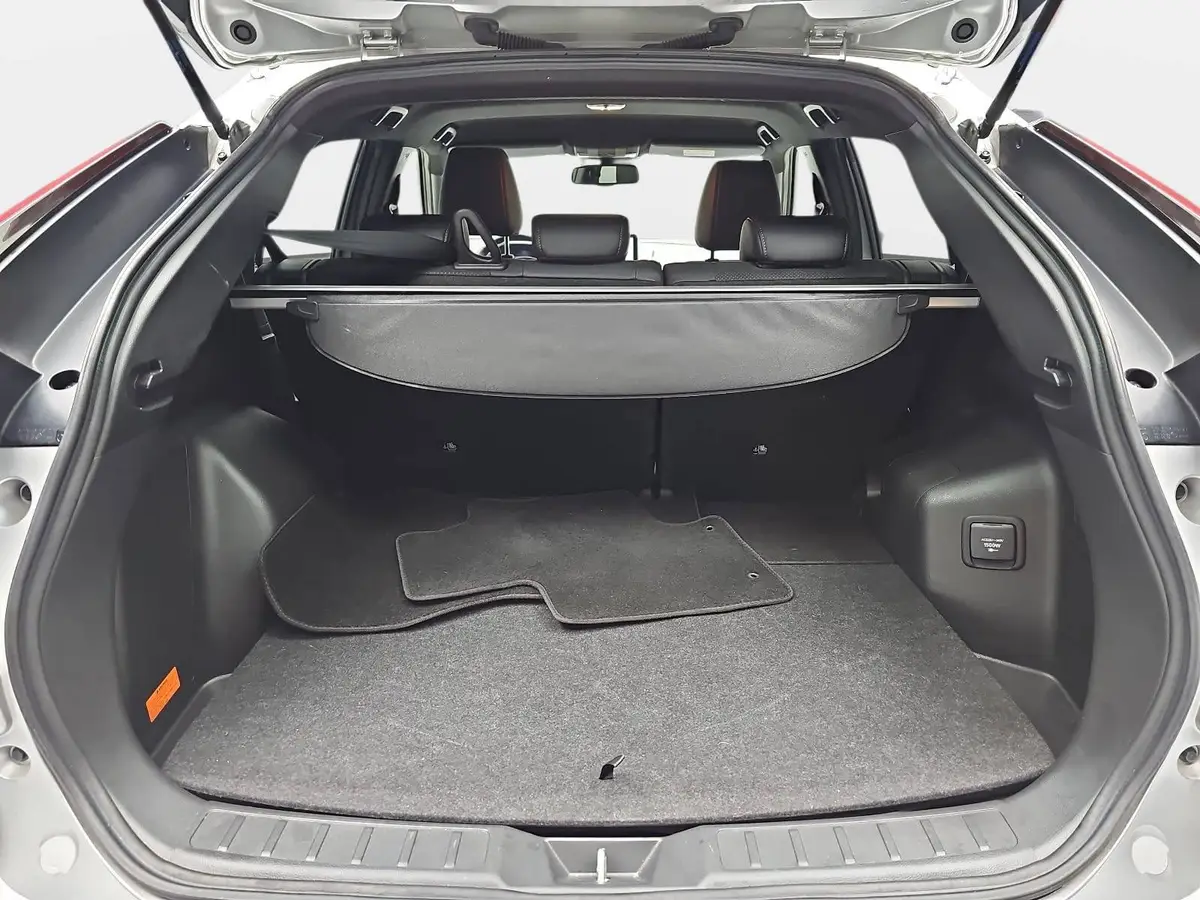 MITSUBISHI ECLIPSE CROSS 2.4 MIVEC PHEV CVT SELECT NAVI LED STANDH. 360° LM