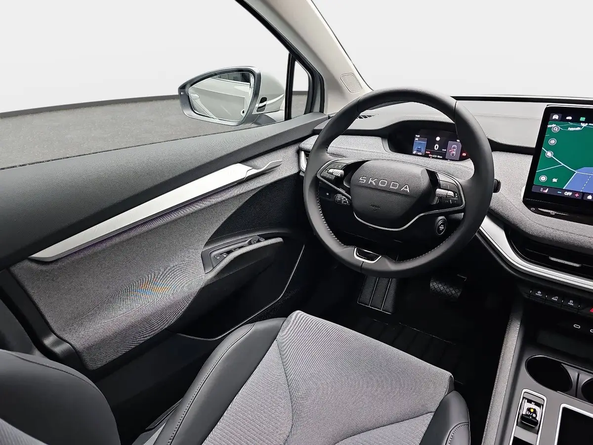 SKODA ENYAQ COUPE 85 SELECTION 82KWH AHK PANO