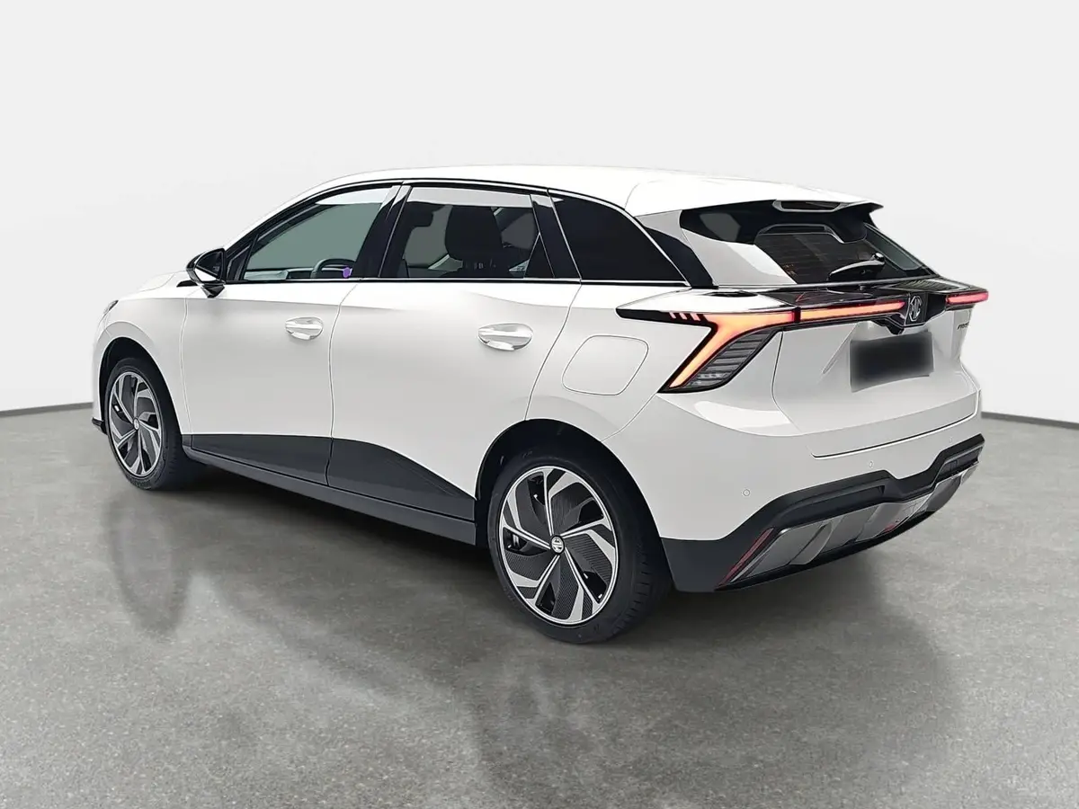 MG MG4 EV 64 KWH MY26 PREMIUM