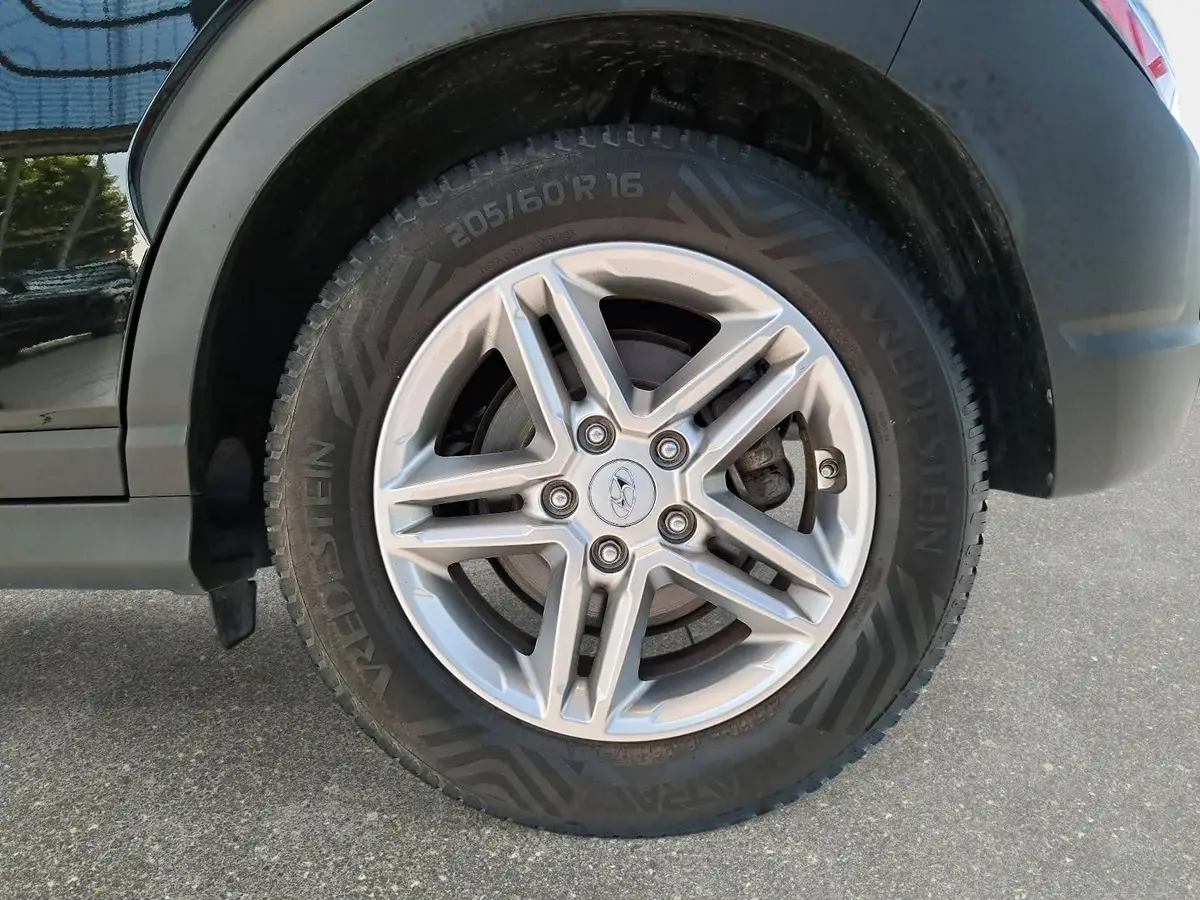 HYUNDAI KONA 1.0 T-GDI AUTO. 2WD KLIMA KAMERA