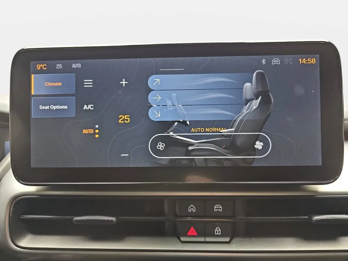 JEEP AVENGER 1.2 E-HYBRID T3 DCT 4XE OVERLAND MJ26 INFOTAINMENT & KOMFORTPAKET