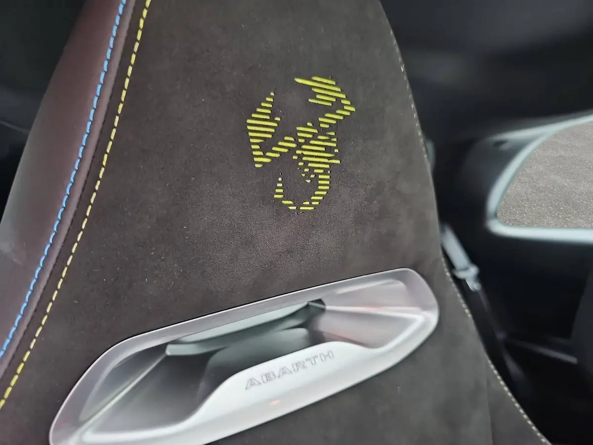 ABARTH 500 E ELEKTRO 42 KWH TURISMO MJ26