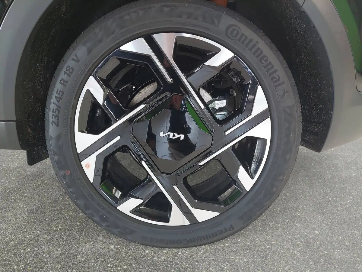 KIA XCEED 1.6 T-GDI 180 DCT SPIRIT MJ27 SOUND SITZ ADVANCED GLASDACH
