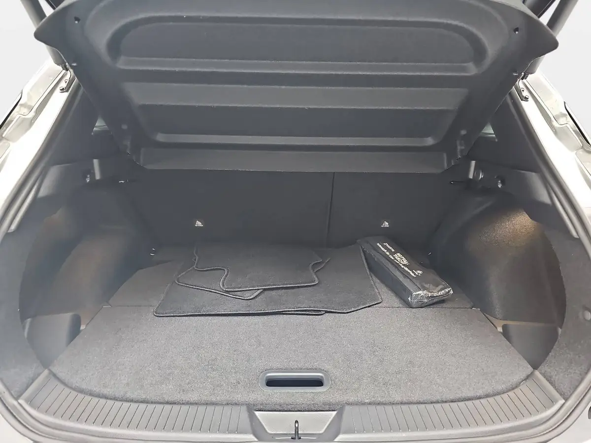 NISSAN QASHQAI 1.3 DIG-T MHEV X-TRONIC N-CONNECTA 4WD WINTER