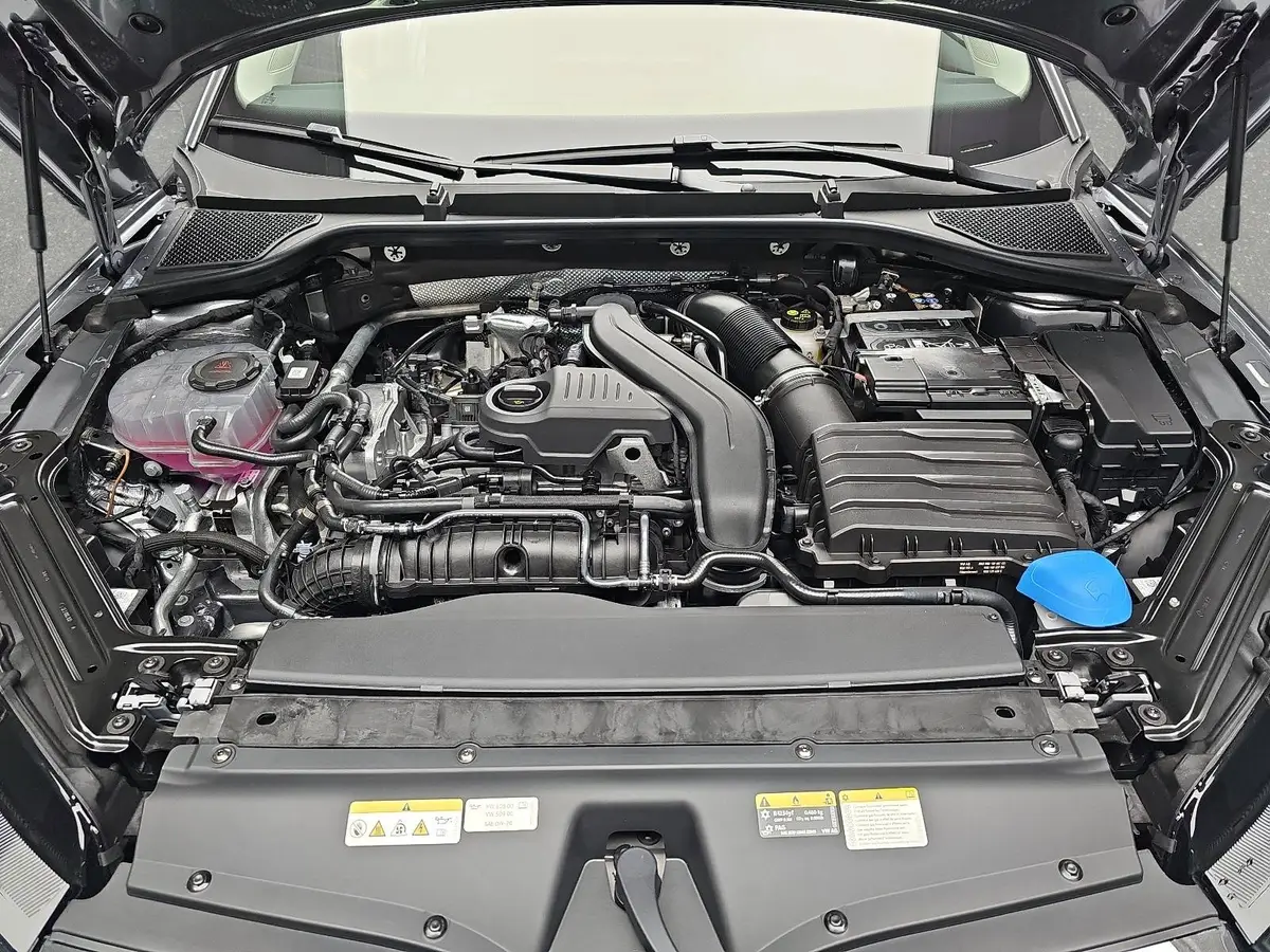 SKODA OCTAVIA COMBI 1.5 TSI ETEC DSG SELECTION NAVI LED ACC WINTER KAM