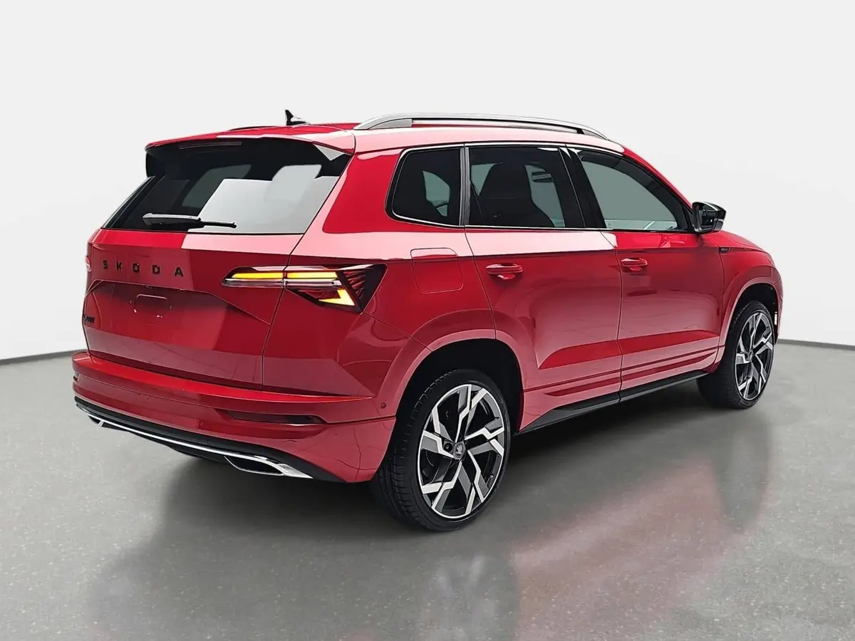 SKODA KAROQ 1.5 TSI DSG SPORTLINE NAVI LED-MATRIX PANO WINTER 