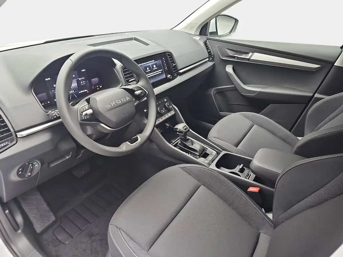 SKODA KAROQ 1.5 TSI DSG 130 JAHRE LED KAMERA AHK