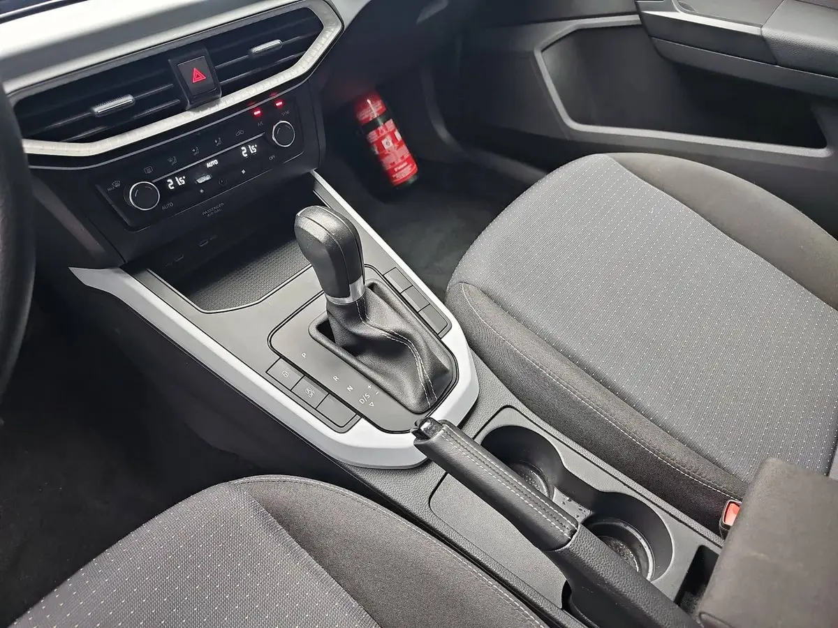 SEAT ARONA 1.0 TSI DSG STYLE NAVI LED PDC LM