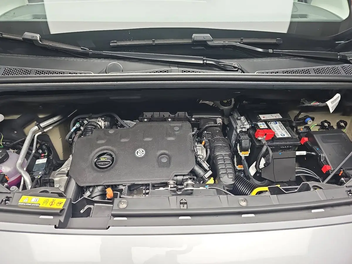 PEUGEOT RIFTER BLUEHDI 130 CV EAT8 GT L2 7-S LED AHK