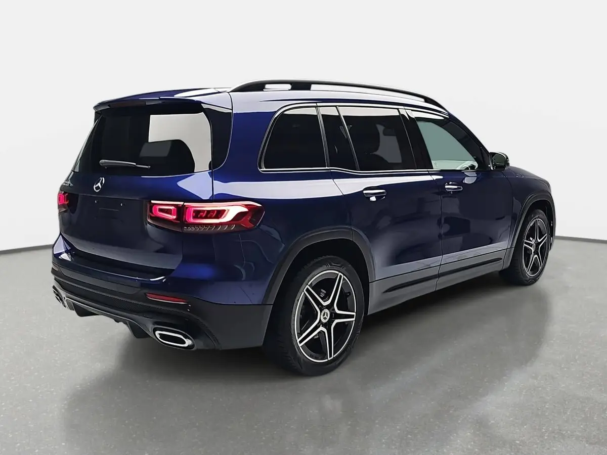 MERCEDES-BENZ GLB 200 200D AUTO. AMG-LINE AHK PANO LM