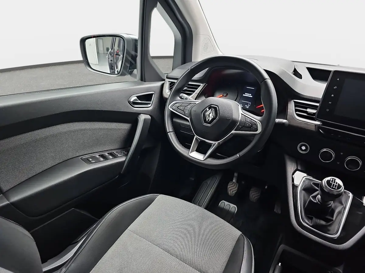 RENAULT KANGOO 1.3 TCE 130 INTENS NAVI LED LM