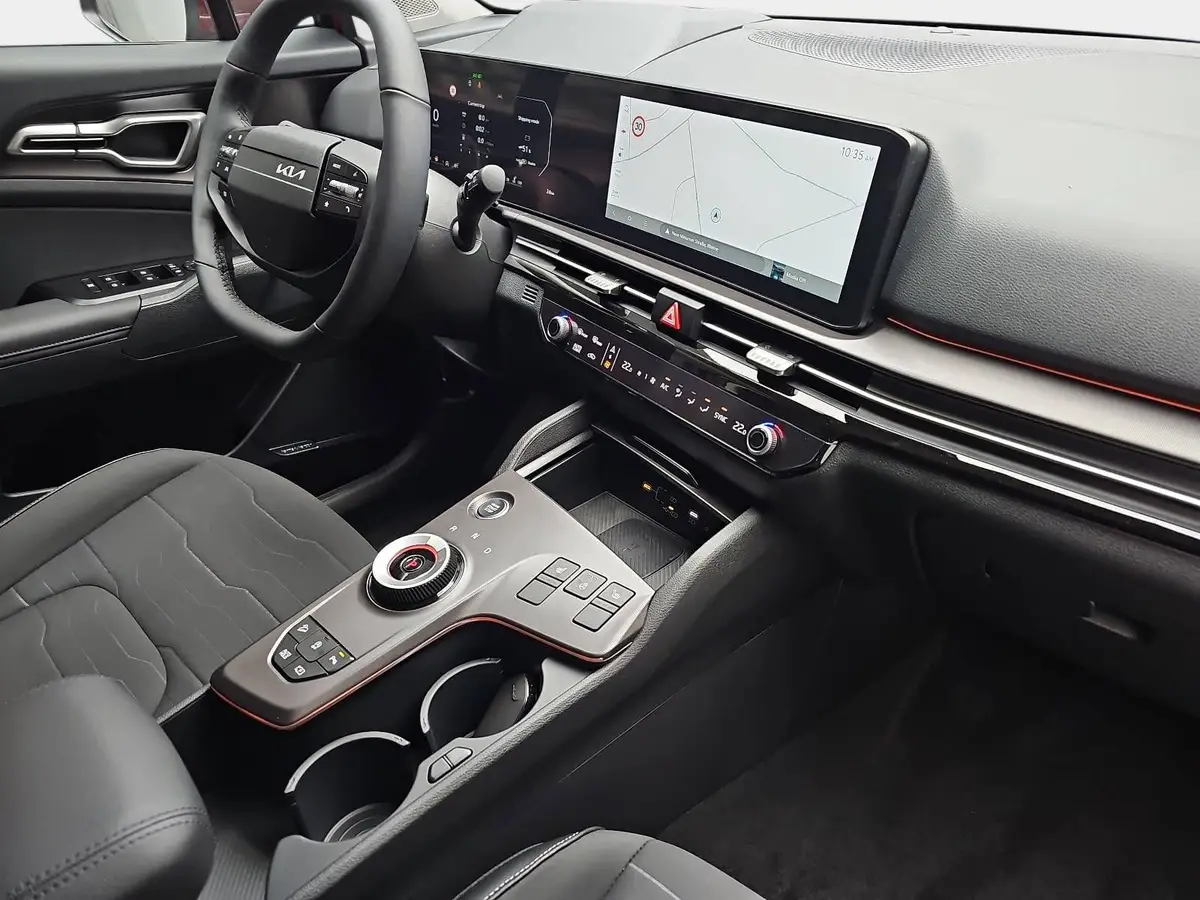 KIA SPORTAGE 1.6 T-GDI 150 2WD DCT SPIRIT MJ26 GLASDACH DRIVEWISE SOUND