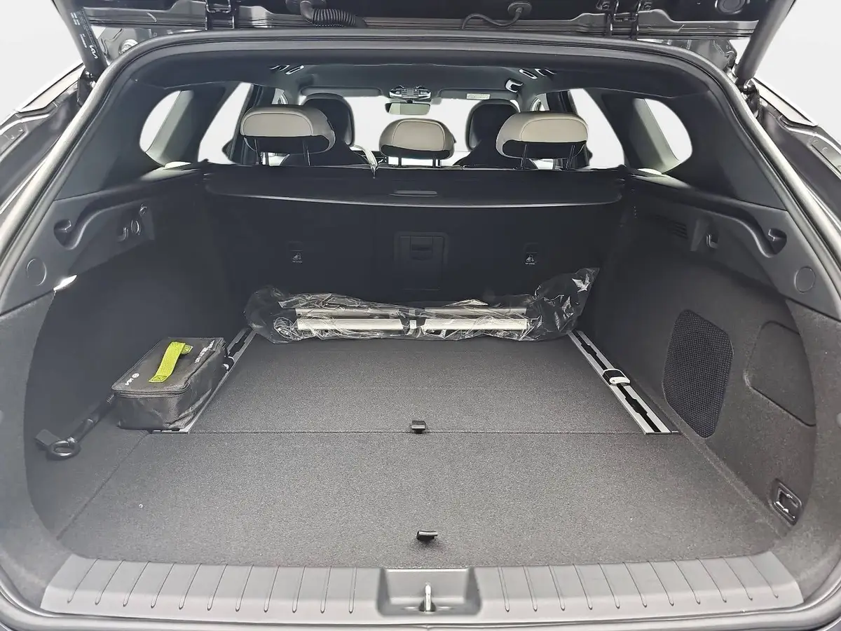KIA K4 SW 1.6 T-GDI 180 PS DCT7 GT-LINE MJ26 DW-PARK-PRO SITZ SOUND DESIGN
