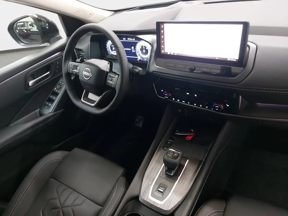 NISSAN QASHQAI 1.3 DIG-T MHEV AUTO. MJ27 TEKNA PANORAMA BOSE HEAD-UP-DISPLAY
