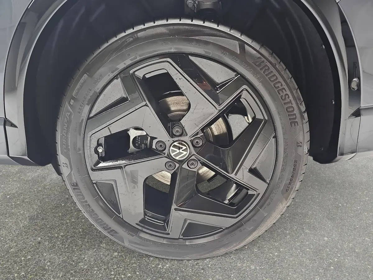 VW TIGUAN 1.5 ETSI DSG R-LINE NAVI LED PANO