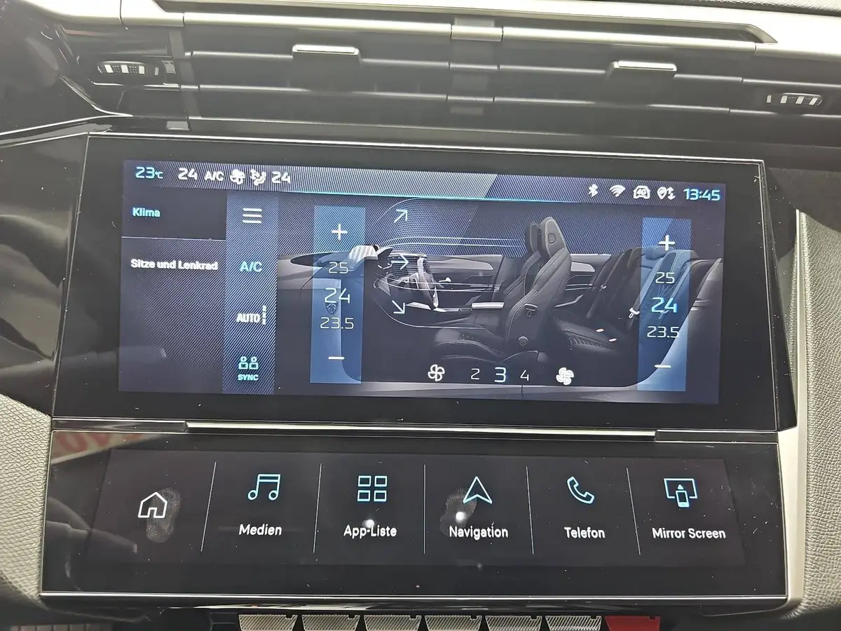 PEUGEOT 308 SW 1.2 HYBRID STYLE KOMFORT PAKET AHK LM