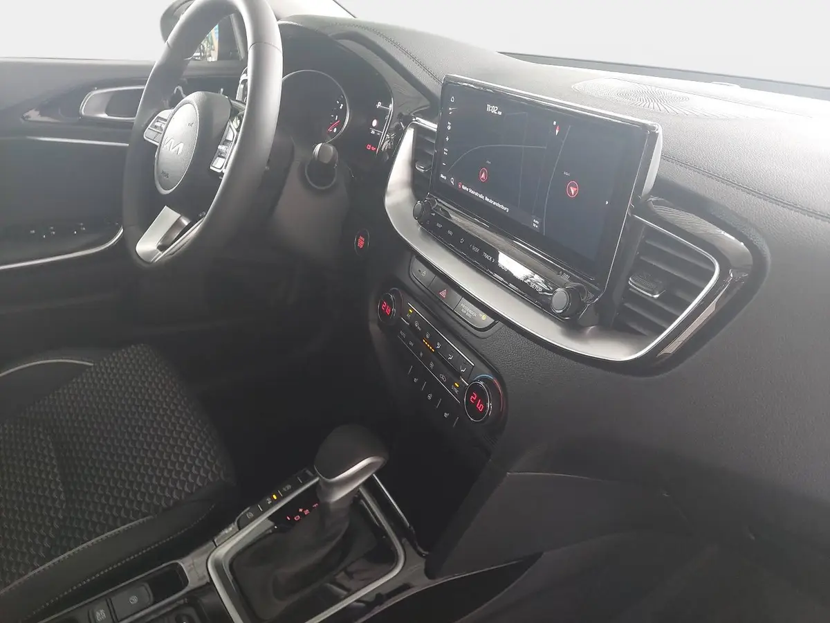 KIA XCEED 1.6 T-GDI 150 DCT SPIRIT MJ26 XCLUSIVE