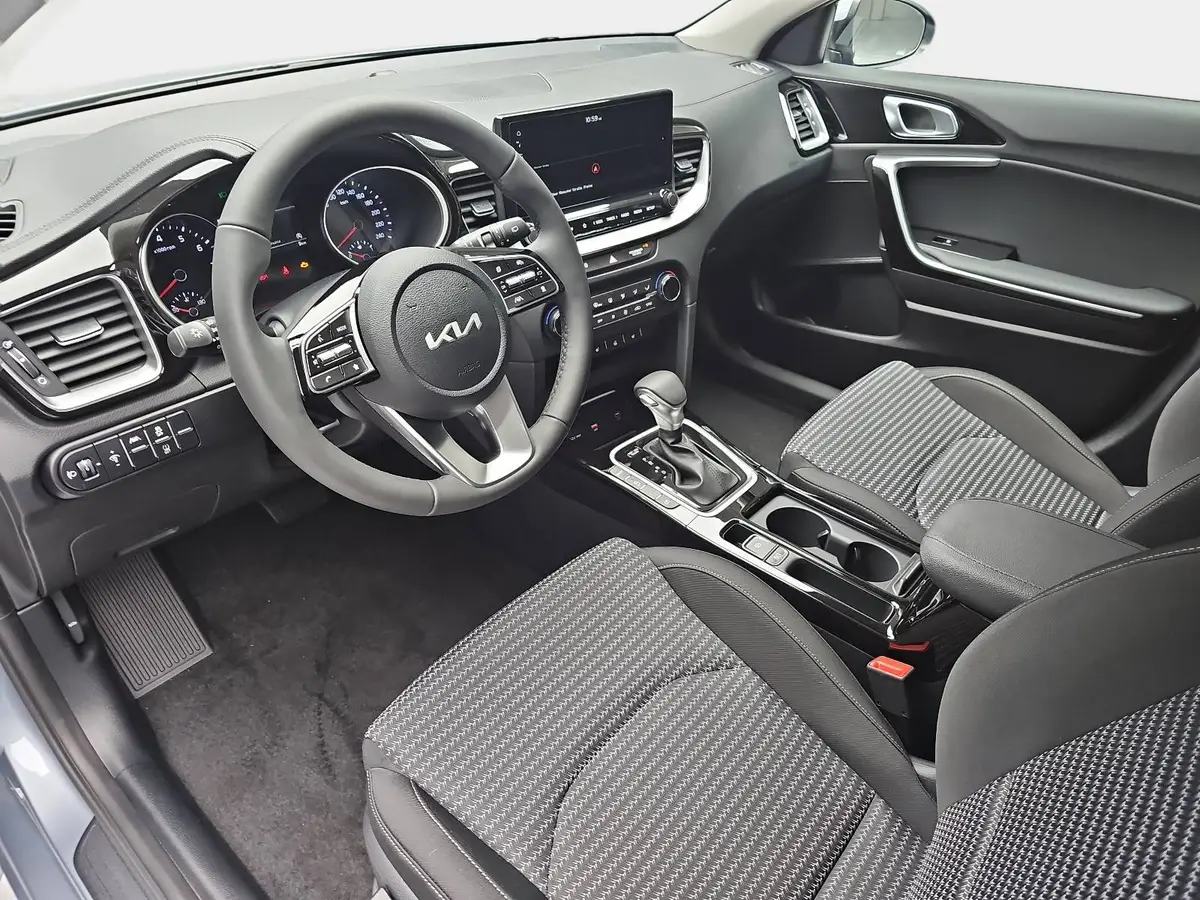 KIA CEED 1.5 T-GDI DCT7 VISION KOMFORT+ SITZH.